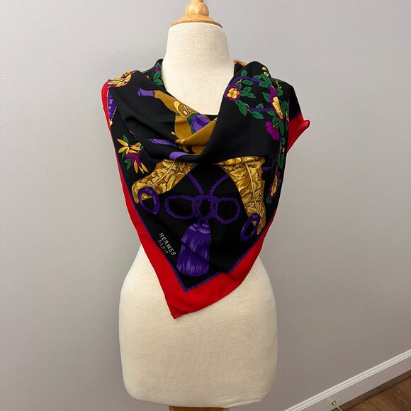 EUC Hermes Paris Multicolored Vintage Scarf with Samurai and Tiger - Picture 11 of 12